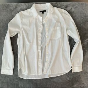 Banana Republic White Dress Shirt in Size M